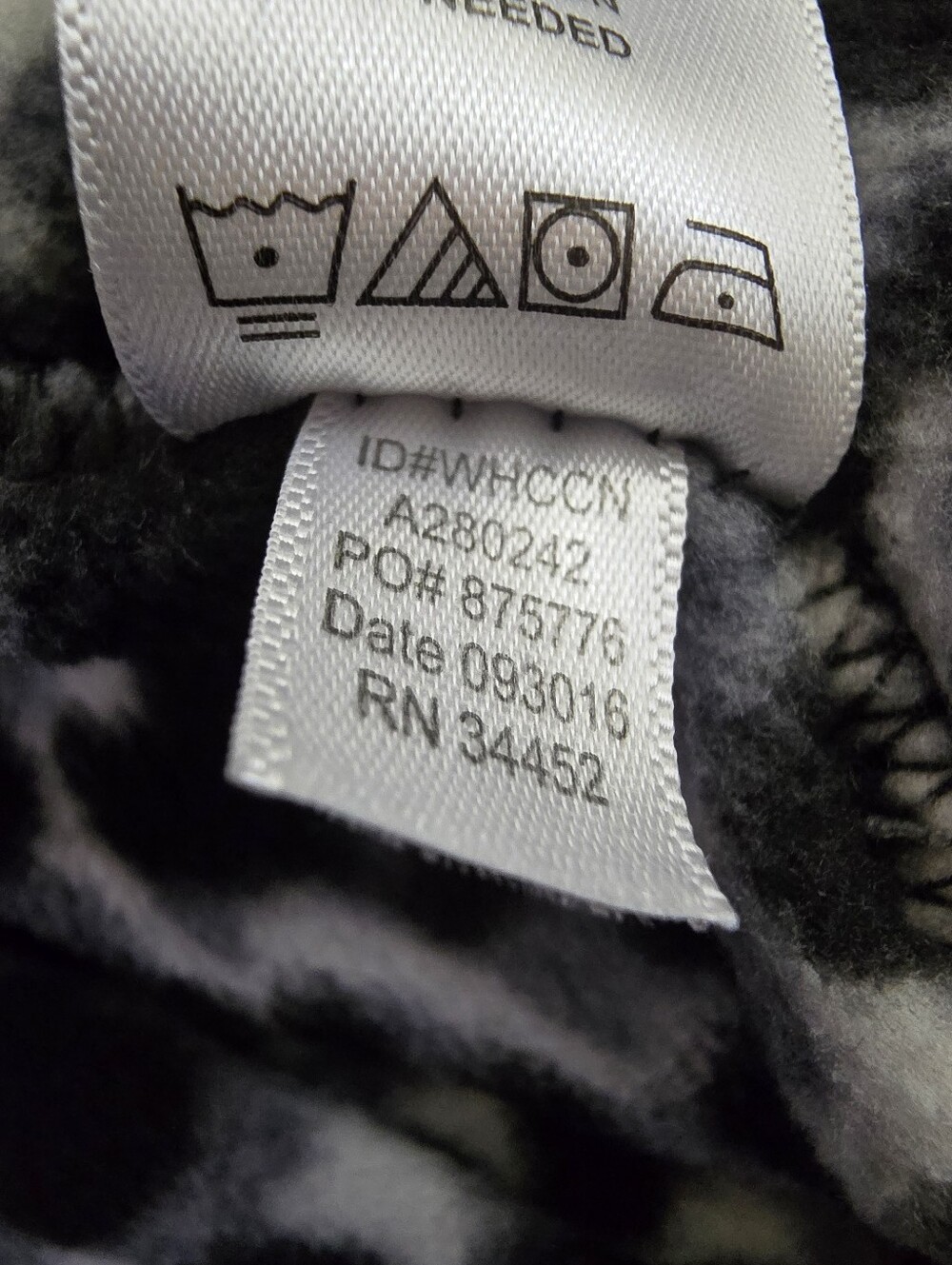 Cuddl Duds Fleece Lounge Pants XL Black White Leopard Heart Print Joggers - Picture 9 of 9